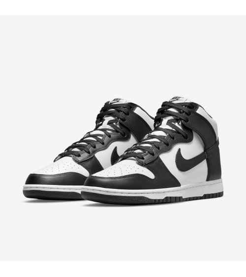 Nike High Top Sneakers mit Schnürsenkeln