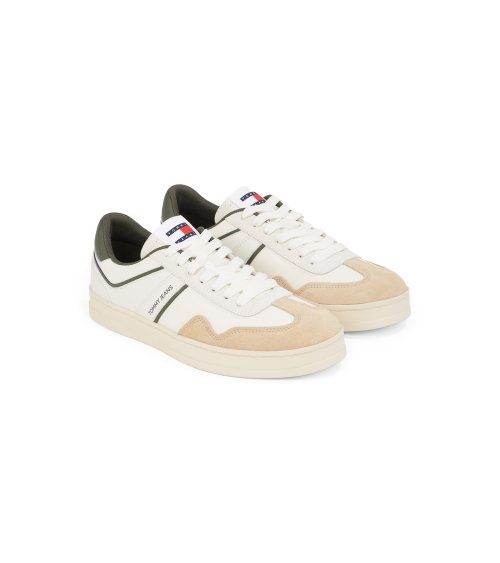 Tommy Hilfiger low-top sneakers with laces