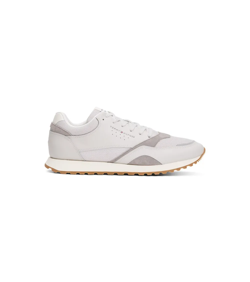 Tommy Hilfiger low-top sneakers with laces
