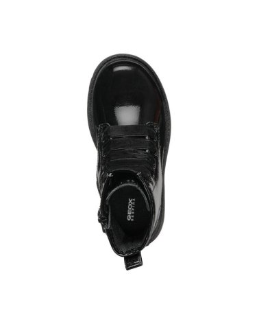 Geox Schnürstiefeletten und Gummisohle