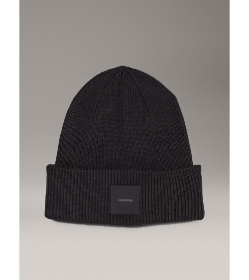 Calvin Klein bonnet en tricot avec revers